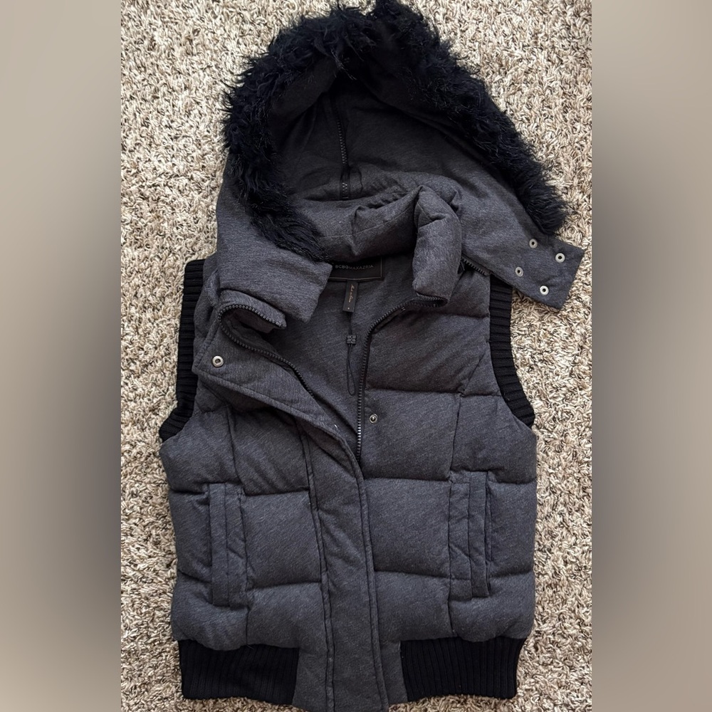 BCBGMAXAZRIA  Sweater Vest